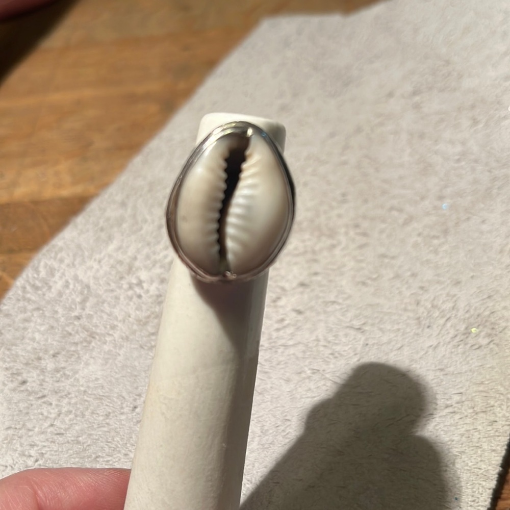 Sterling silver cowrie ring size 5(estimate)